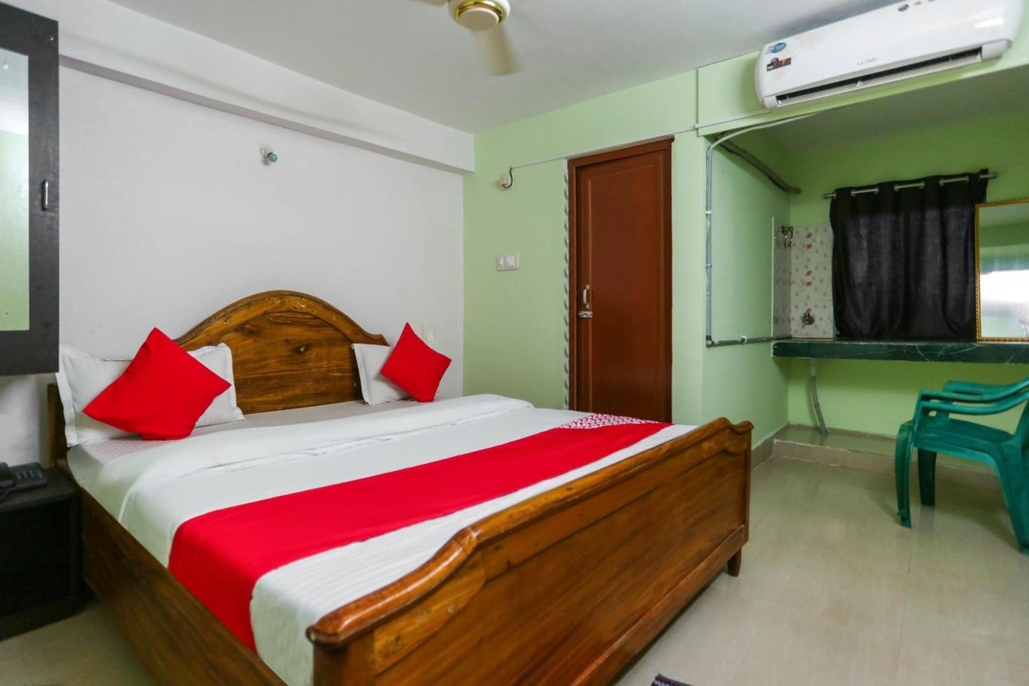 O Sai Sadanand Residency Hotel